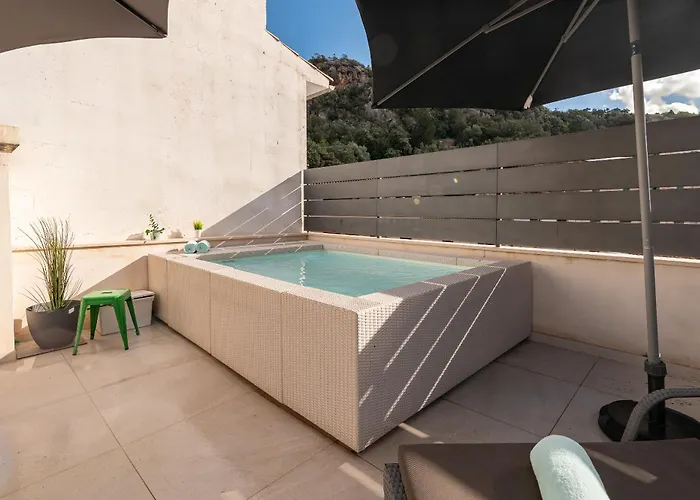 Pare Vives 77 By Sealand Pollenca