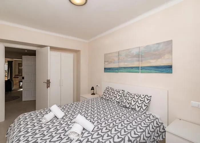 Pare Vives 77 By Sealand Semesterbostad *