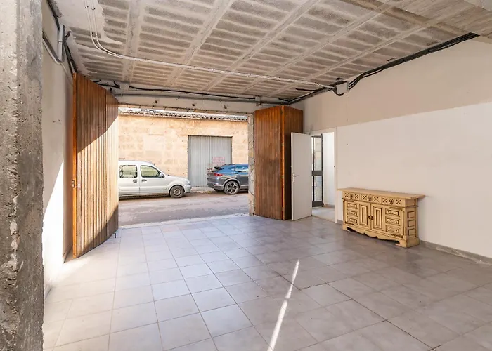 Pare Vives 77 By Sealand Pollença